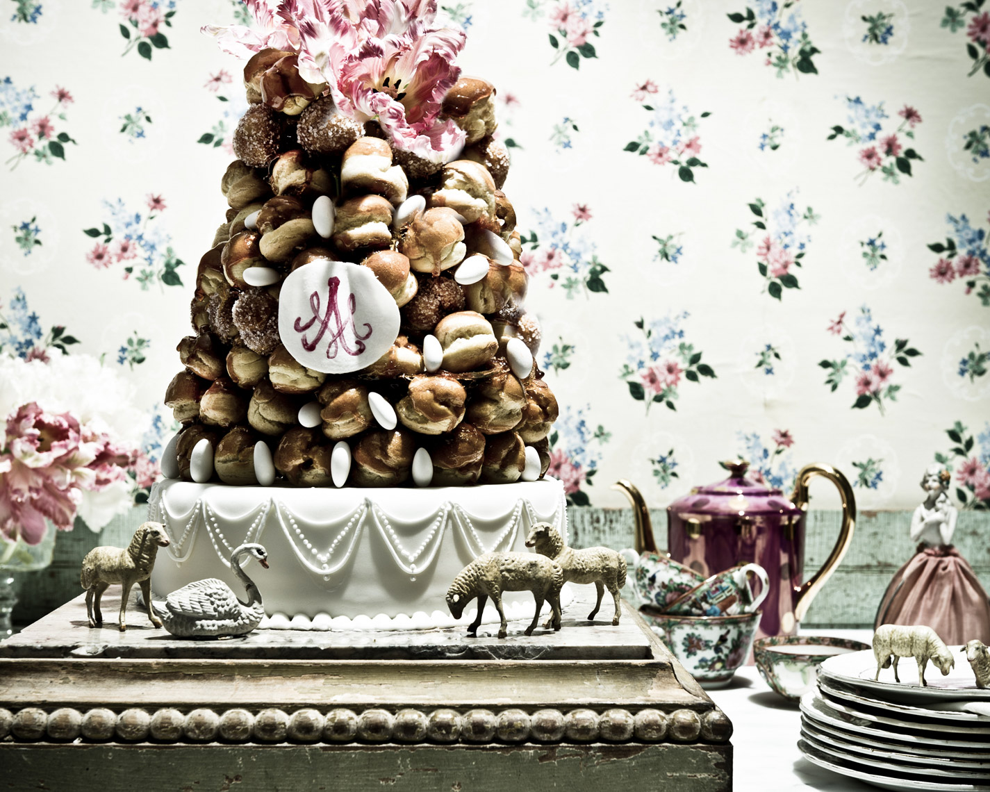 food stylist in Dallas - croquembouche - French Pastry - personal work photographed by Manny Rodriguez Photographer