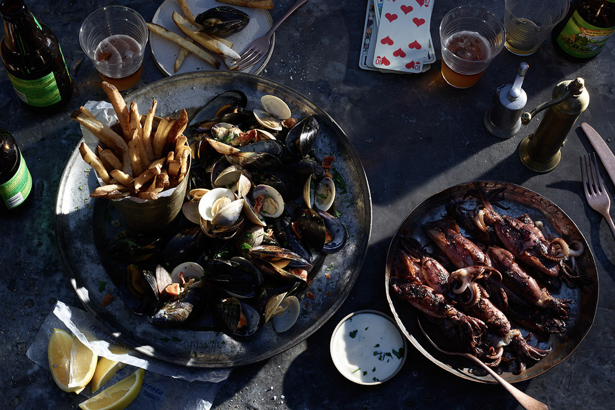 food stylist in San Francisco - Shellfish platter forSunset Magazine, photographed by Peden & Munk photographers
