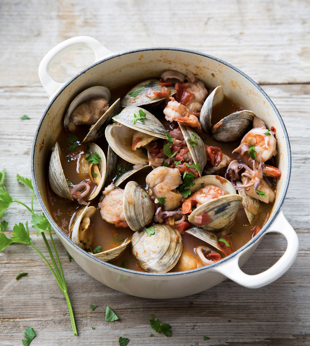 food stylist in San Francisco - Steamed Clams for Rustic Italian Cookbook, photographed by Erin Kunkel Photographer